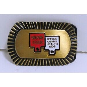 VINTAGE WAYNE FEEDS ANIMAL HEALTH AIDS METAL BRASS LIKE ENAMEL BELT BUCKLE